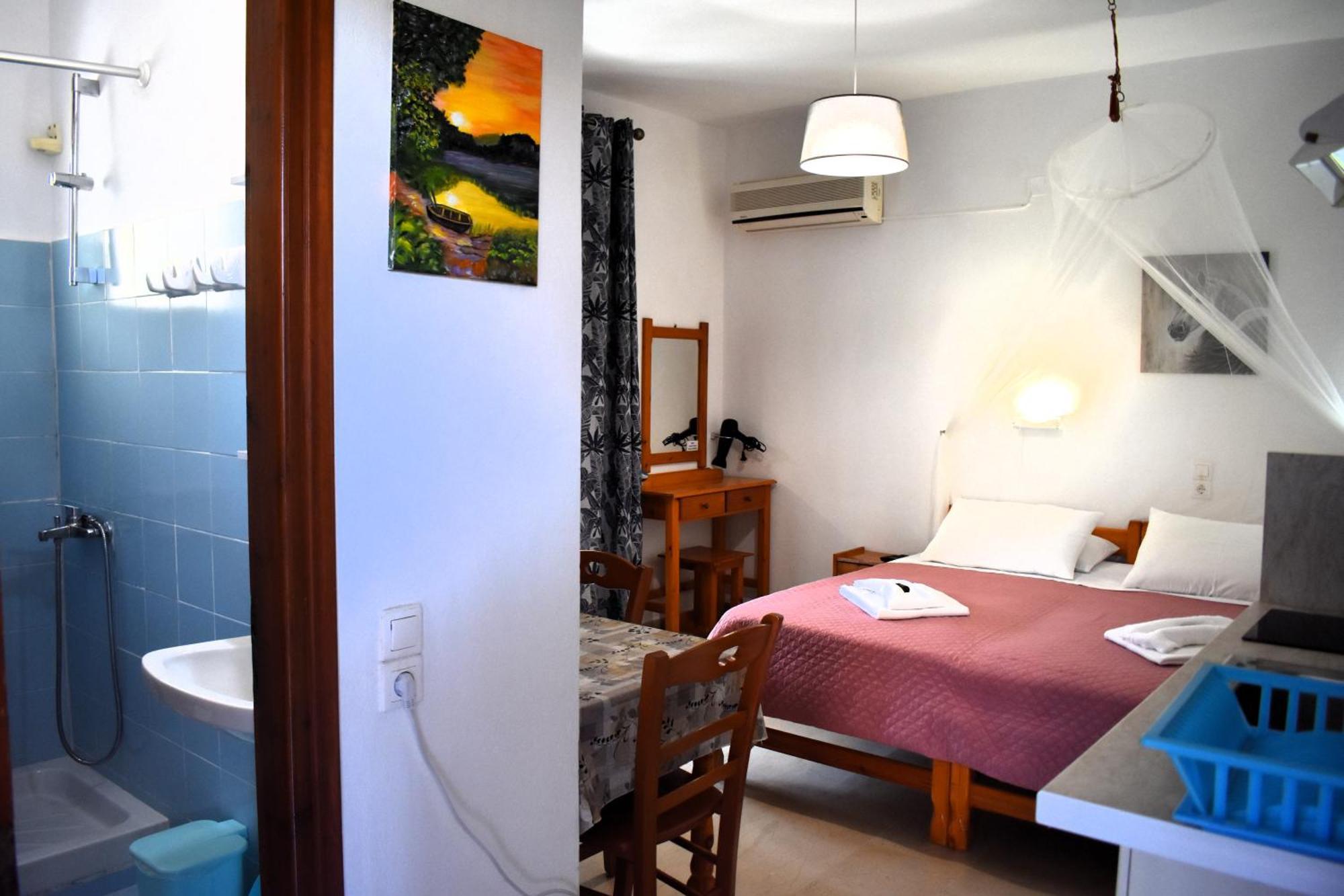Kostas Apartments & Studios Agios Georgios Pagon Exteriér fotografie
