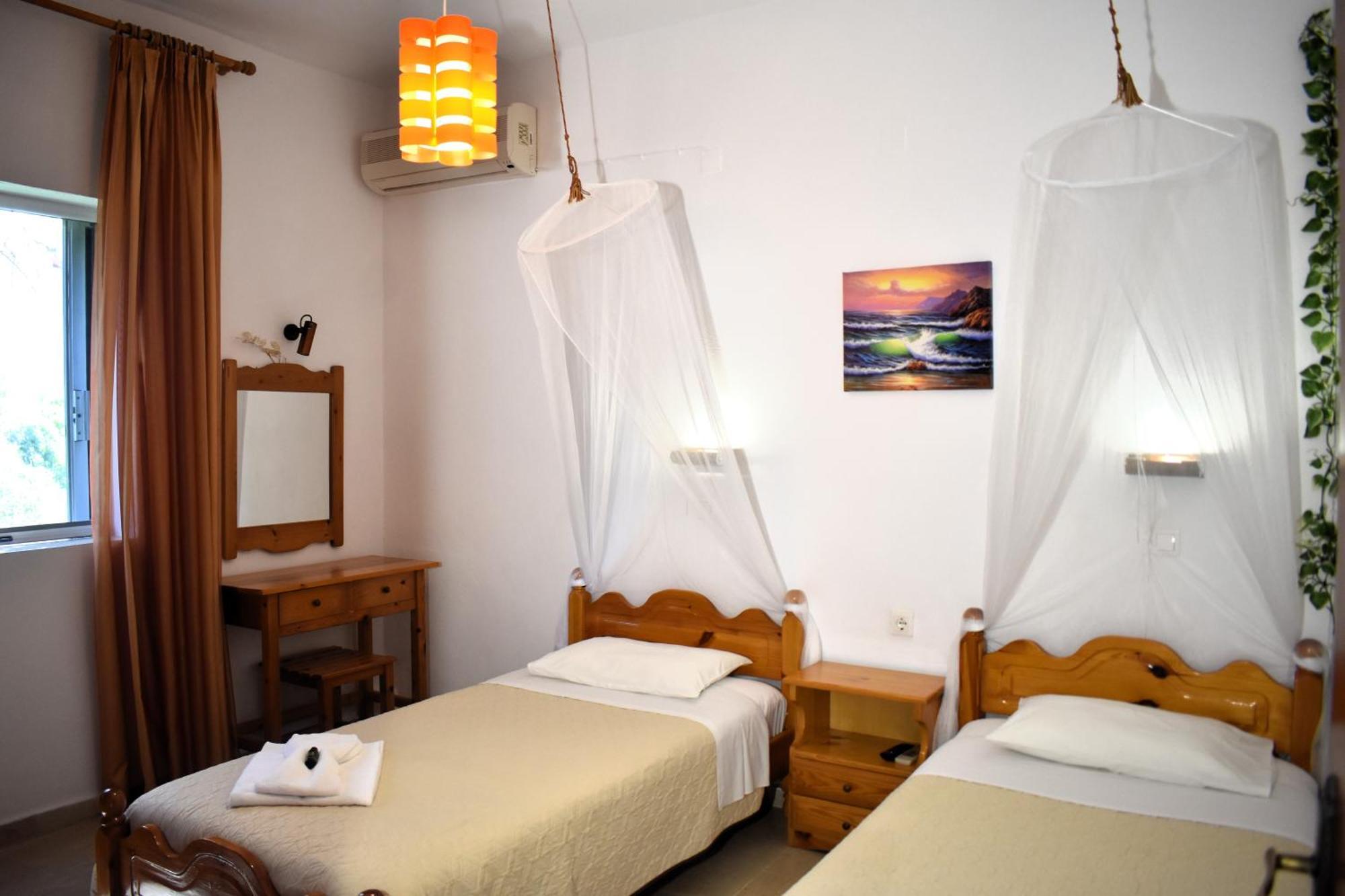 Kostas Apartments & Studios Agios Georgios Pagon Exteriér fotografie