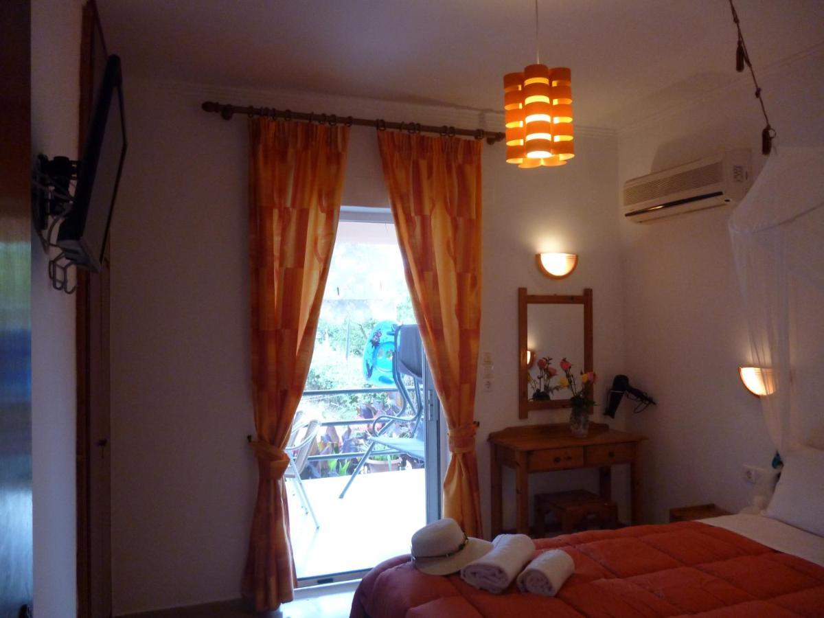 Kostas Apartments & Studios Agios Georgios Pagon Exteriér fotografie