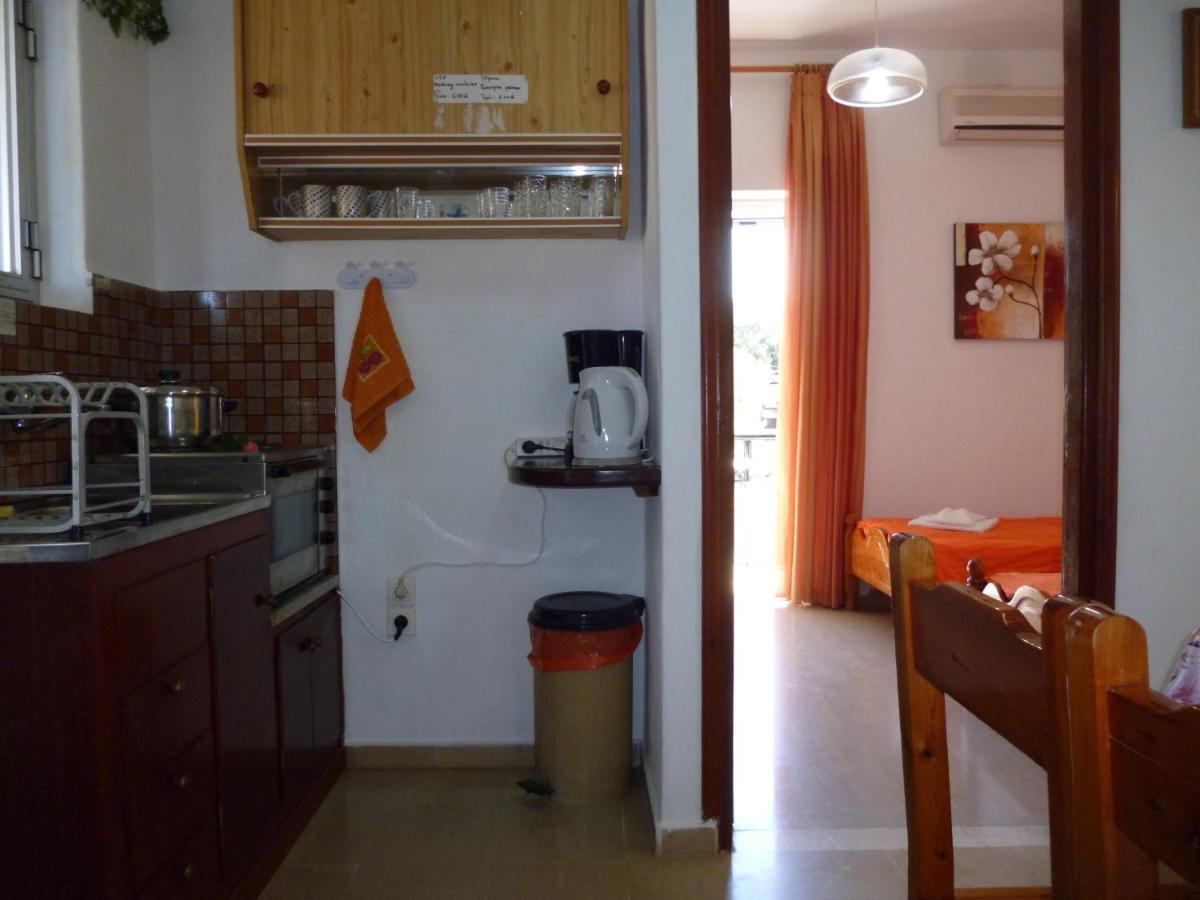 Kostas Apartments & Studios Agios Georgios Pagon Exteriér fotografie