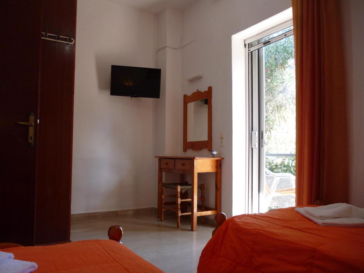 Kostas Apartments & Studios Agios Georgios Pagon Exteriér fotografie