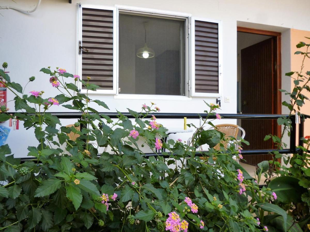 Kostas Apartments & Studios Agios Georgios Pagon Exteriér fotografie