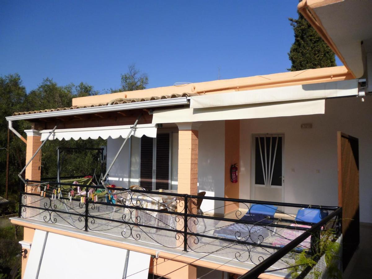 Kostas Apartments & Studios Agios Georgios Pagon Exteriér fotografie