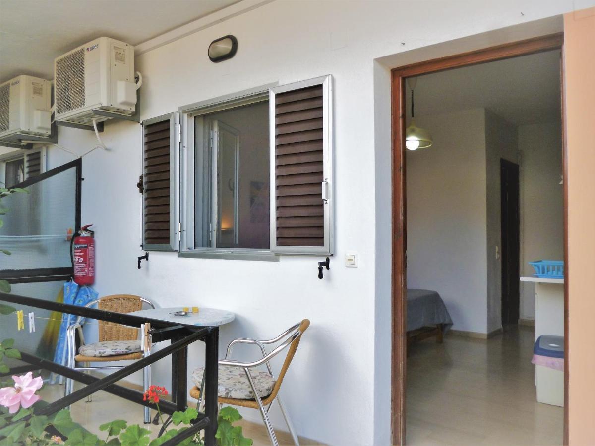 Kostas Apartments & Studios Agios Georgios Pagon Exteriér fotografie